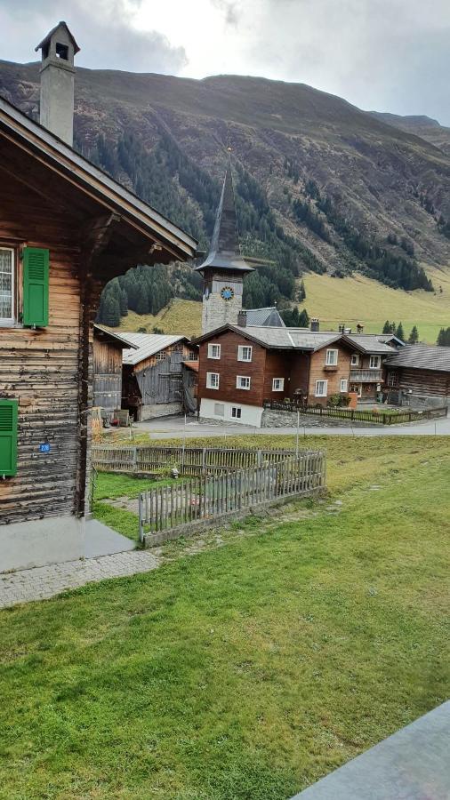 Yeti Lodge 塞德龙 外观 照片